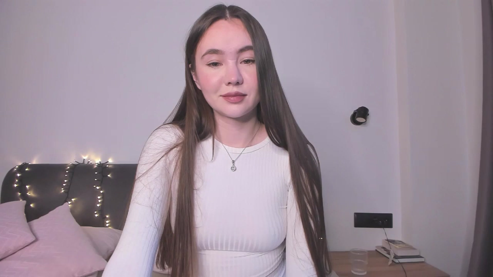 Gallery image thumbnail from SofiaShy's myfreecams stream on, 12/30/2023, 12:18 image 20 of 20