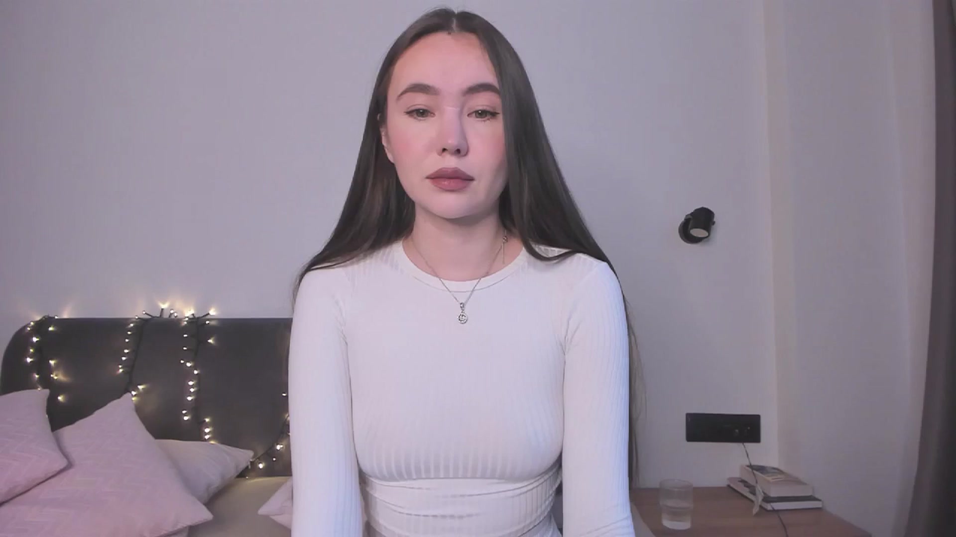 Gallery image thumbnail from SofiaShy's myfreecams stream on, 12/30/2023, 12:18 image 3 of 20