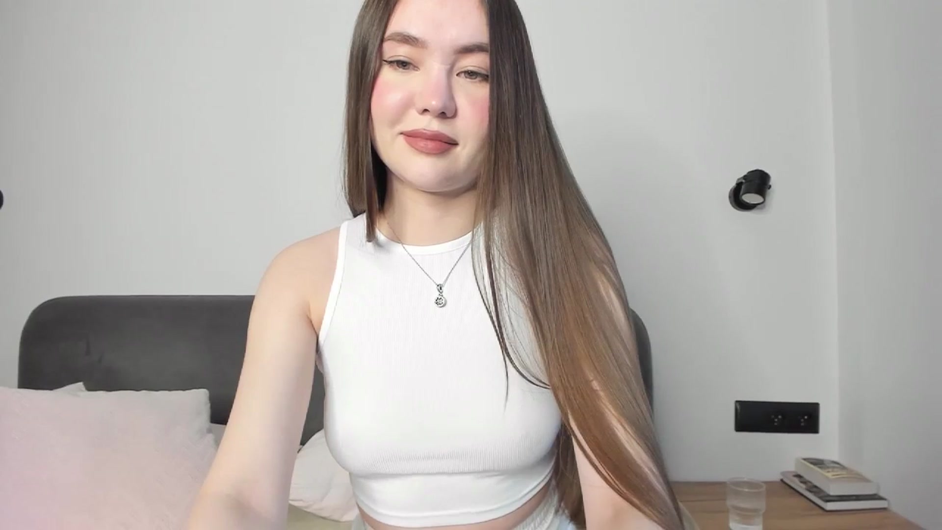 Gallery image thumbnail from SofiaShy's myfreecams stream on, 12/31/2023, 12:41 image 19 of 20