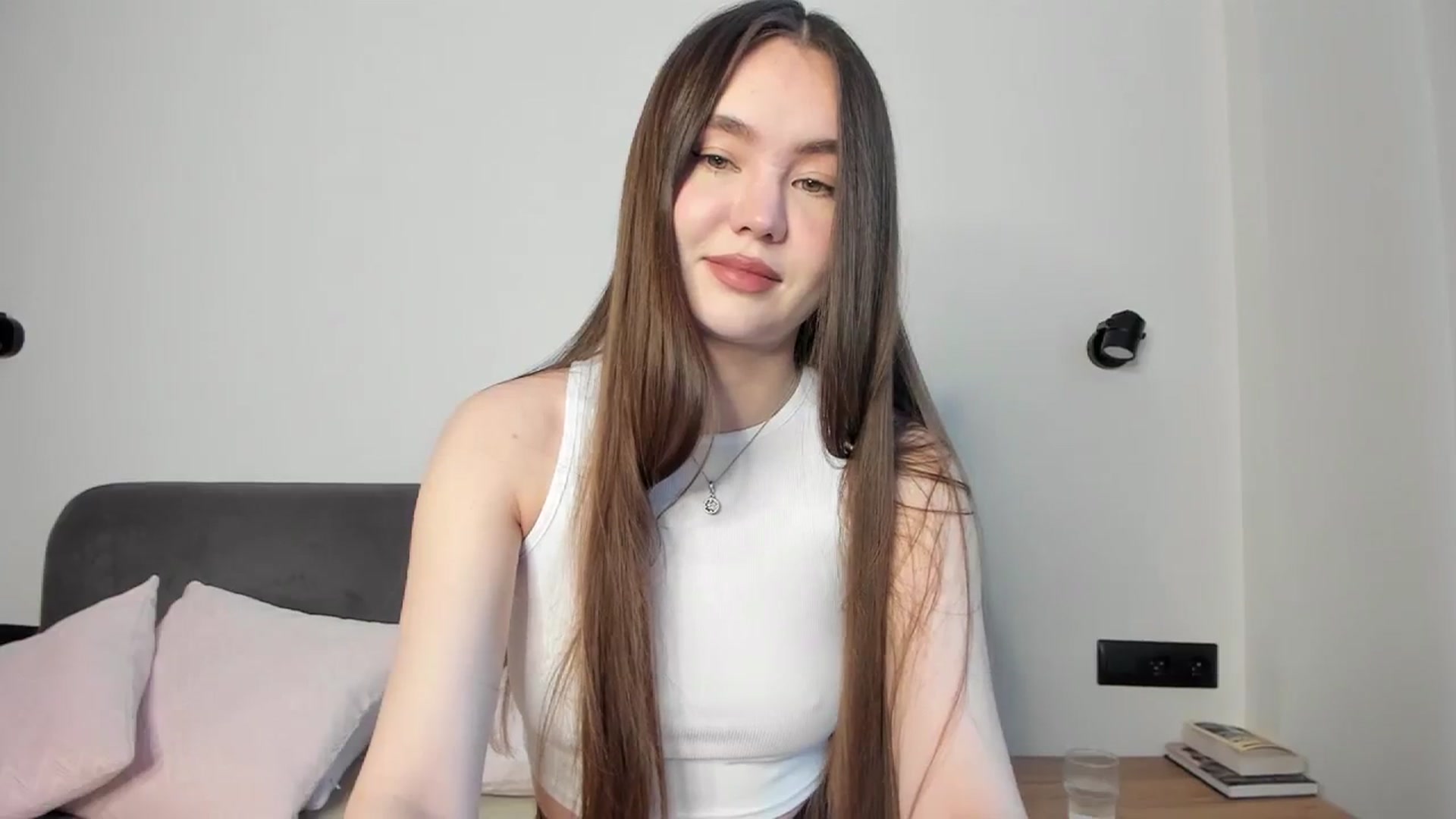 Gallery image thumbnail from SofiaShy's myfreecams stream on, 01/08/2024, 10:58 image 13 of 20