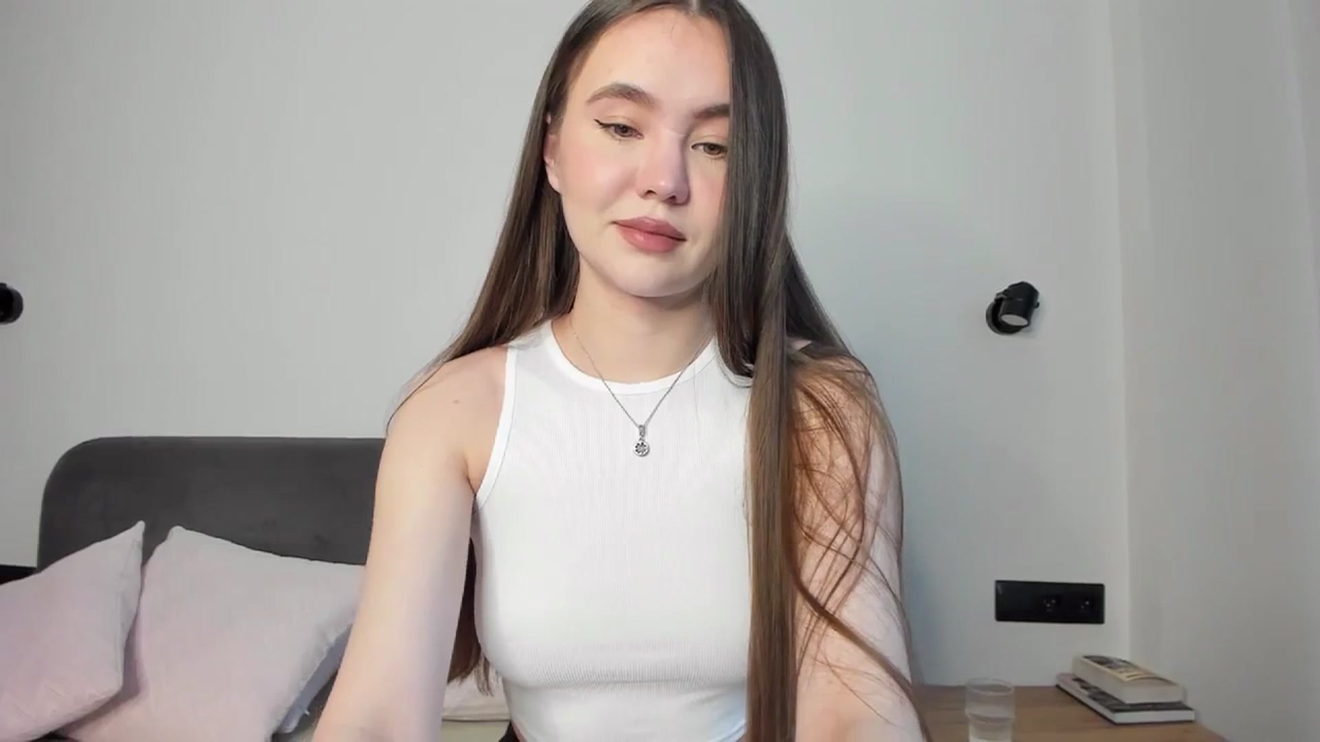 Gallery image thumbnail from SofiaShy's myfreecams stream on, 01/08/2024, 10:58 image 12 of 20