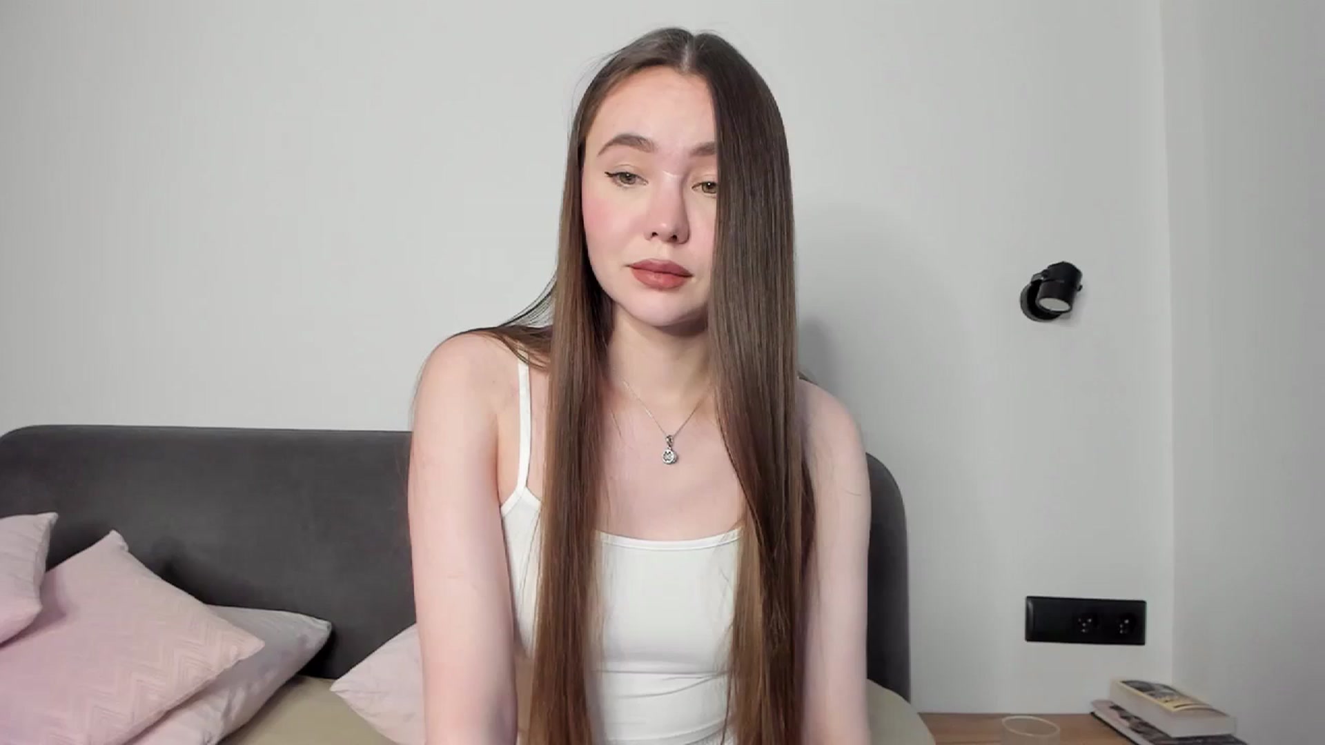 Gallery image thumbnail from SofiaShy's myfreecams stream on, 01/09/2024, 12:28 image 12 of 20
