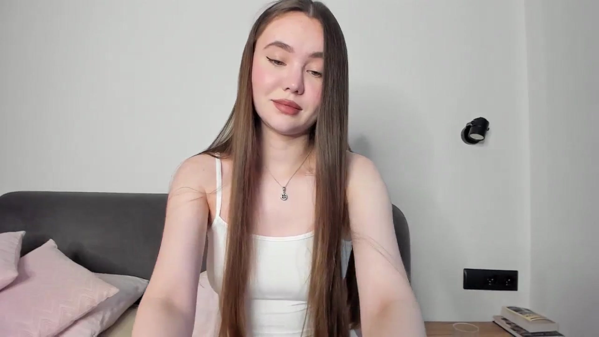 Gallery image thumbnail from SofiaShy's myfreecams stream on, 01/09/2024, 12:28 image 10 of 20