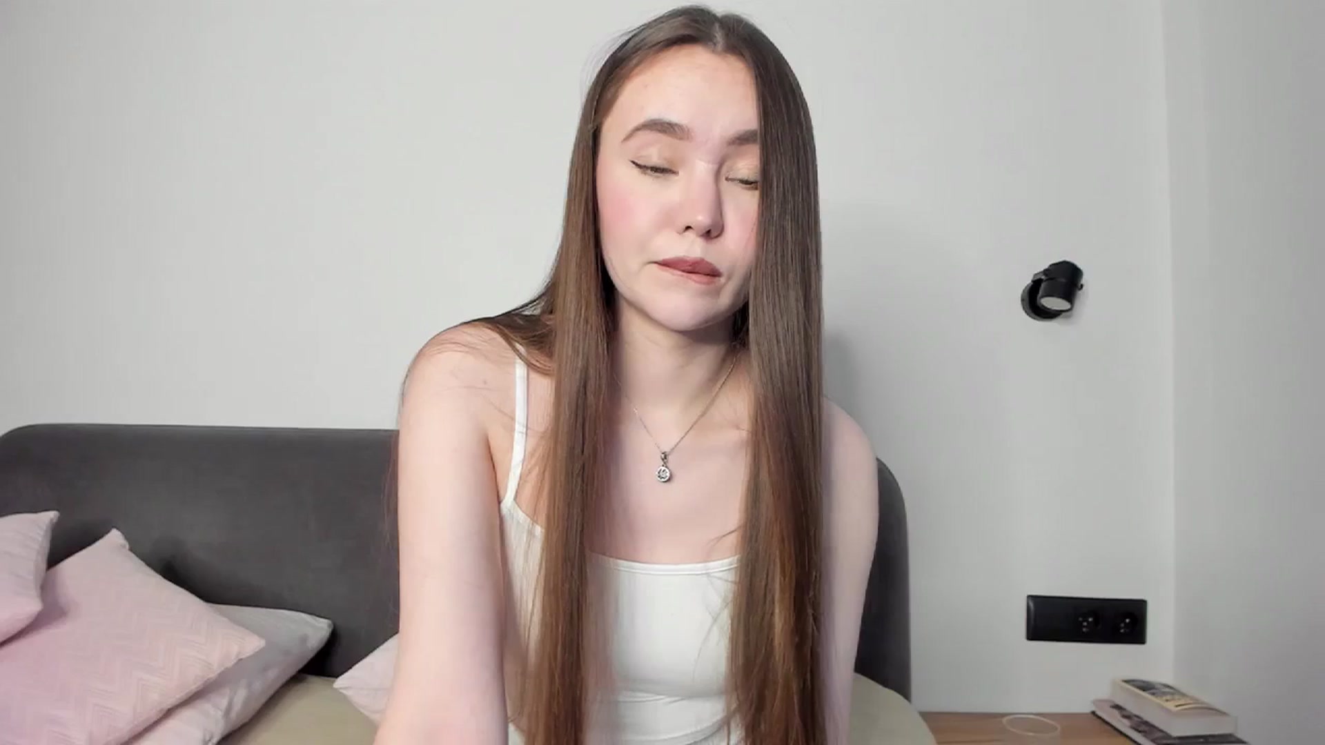 Gallery image thumbnail from SofiaShy's myfreecams stream on, 01/09/2024, 12:28 image 8 of 20