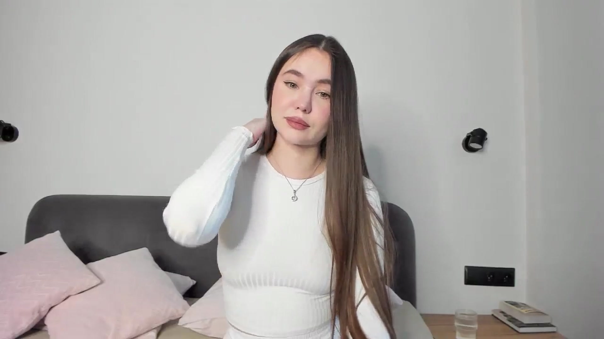 Gallery image thumbnail from SofiaShy's myfreecams stream on, 01/10/2024, 11:23 image 3 of 20
