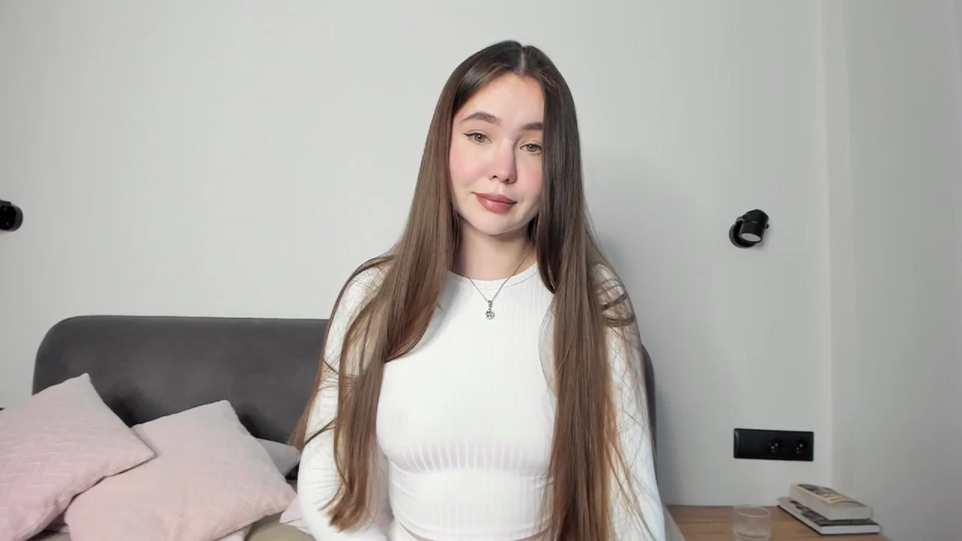 Gallery image thumbnail from SofiaShy's myfreecams stream on, 01/10/2024, 12:08 image 8 of 20