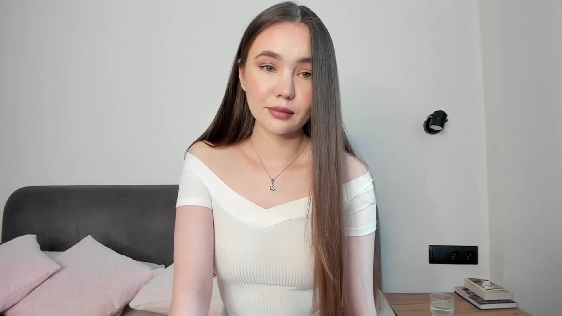 Gallery image thumbnail from SofiaShy's myfreecams stream on, 02/11/2024, 11:51 image 12 of 20