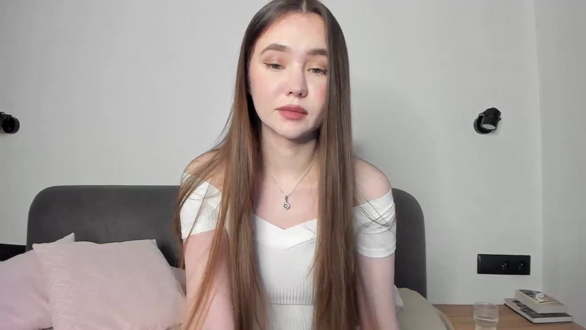 Gallery image thumbnail from SofiaShy's myfreecams stream on, 02/11/2024, 14:28 image 5 of 20