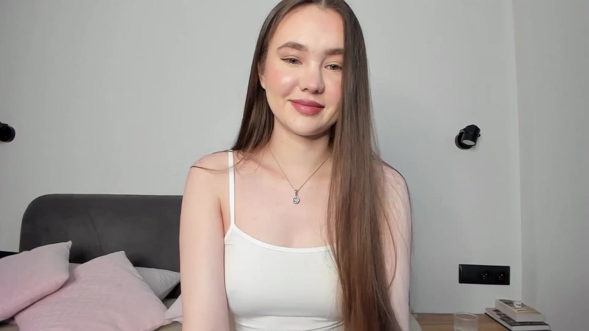 Gallery image thumbnail from SofiaShy's myfreecams stream on, 02/14/2024, 12:23 image 19 of 20