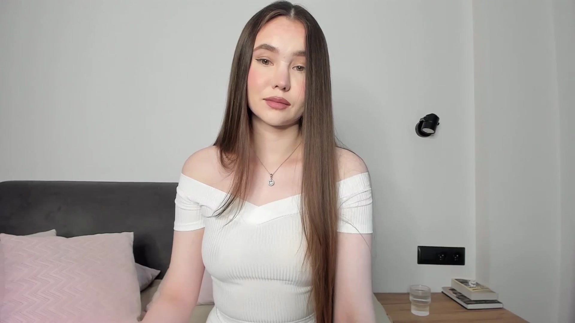 Gallery image thumbnail from SofiaShy's myfreecams stream on, 02/15/2024, 13:46 image 17 of 20