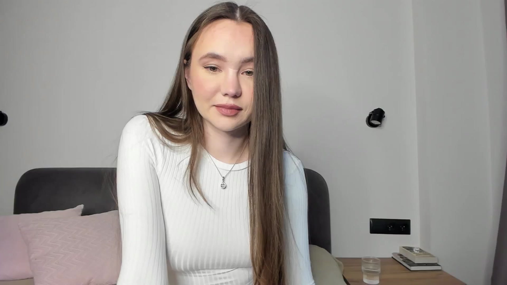 Gallery image thumbnail from SofiaShy's myfreecams stream on, 02/27/2024, 14:17 image 1 of 20