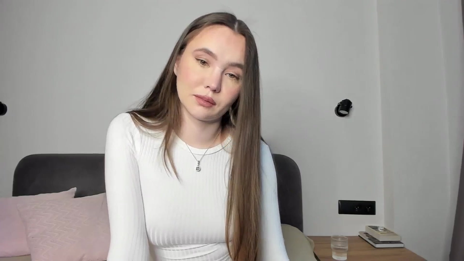 Gallery image thumbnail from SofiaShy's myfreecams stream on, 02/27/2024, 14:17 image 3 of 20
