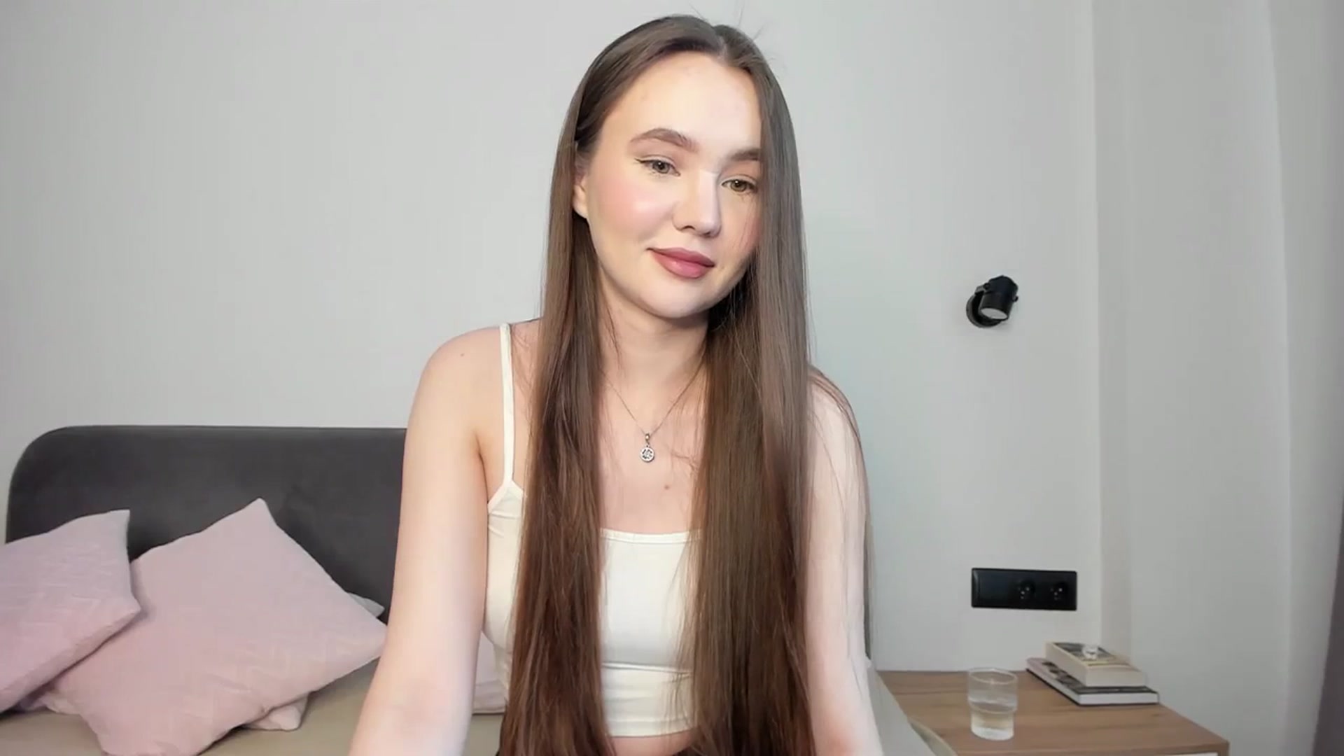 Gallery image thumbnail from SofiaShy's myfreecams stream on, 03/09/2024, 10:55 image 18 of 20