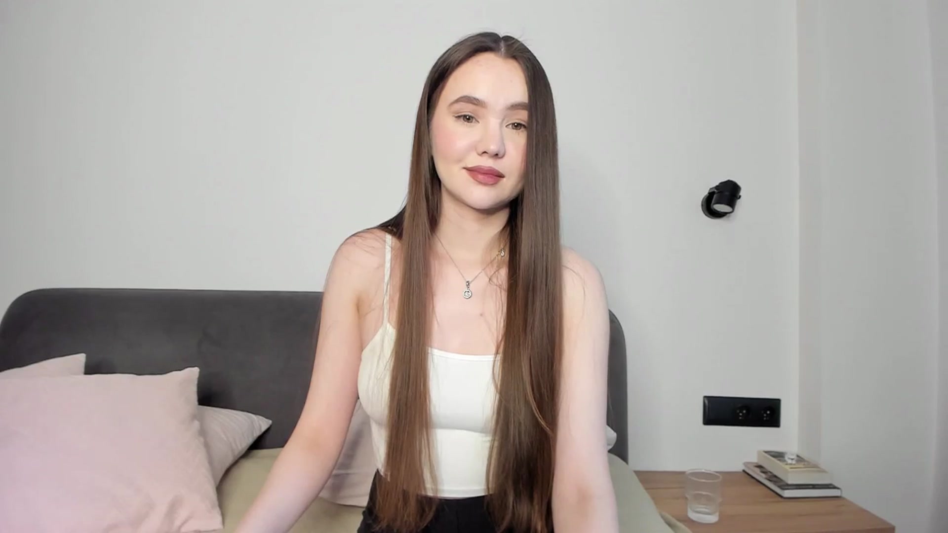 Gallery image thumbnail from SofiaShy's myfreecams stream on, 03/09/2024, 12:36 image 4 of 20