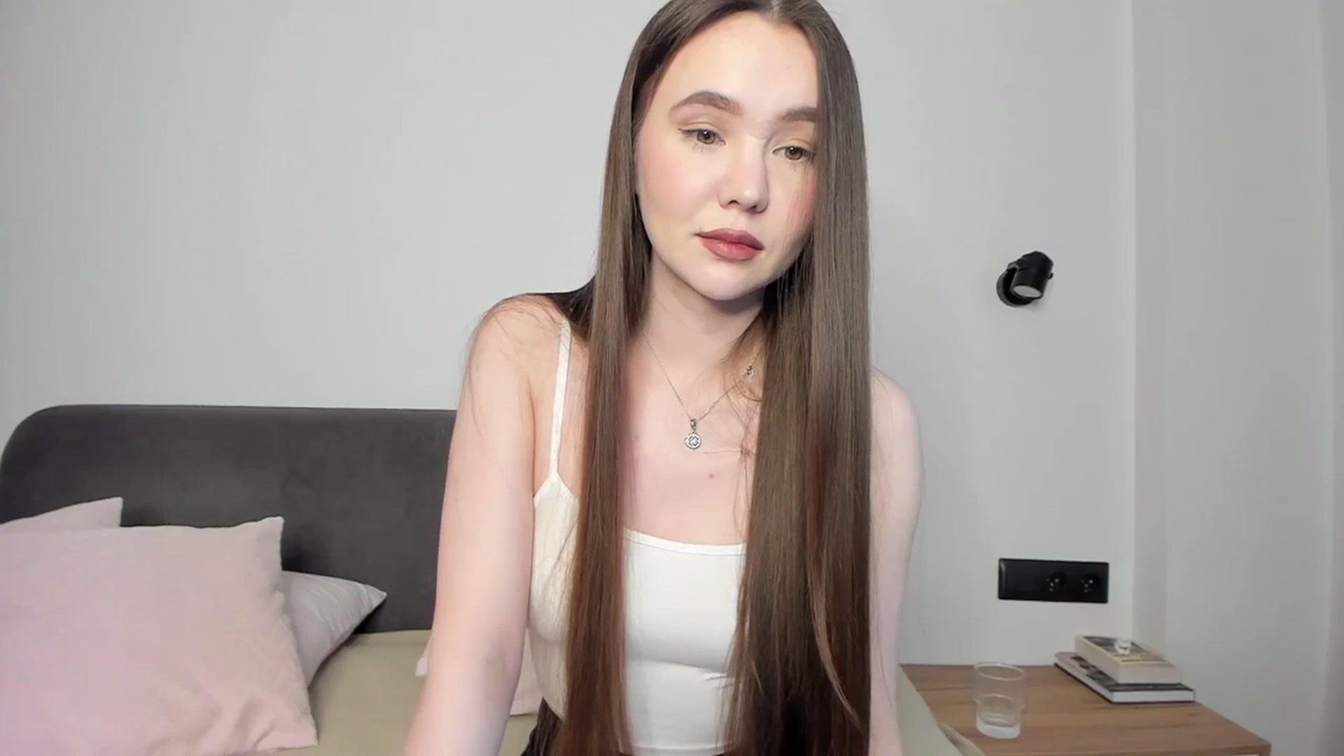 Gallery image thumbnail from SofiaShy's myfreecams stream on, 03/09/2024, 12:36 image 15 of 20