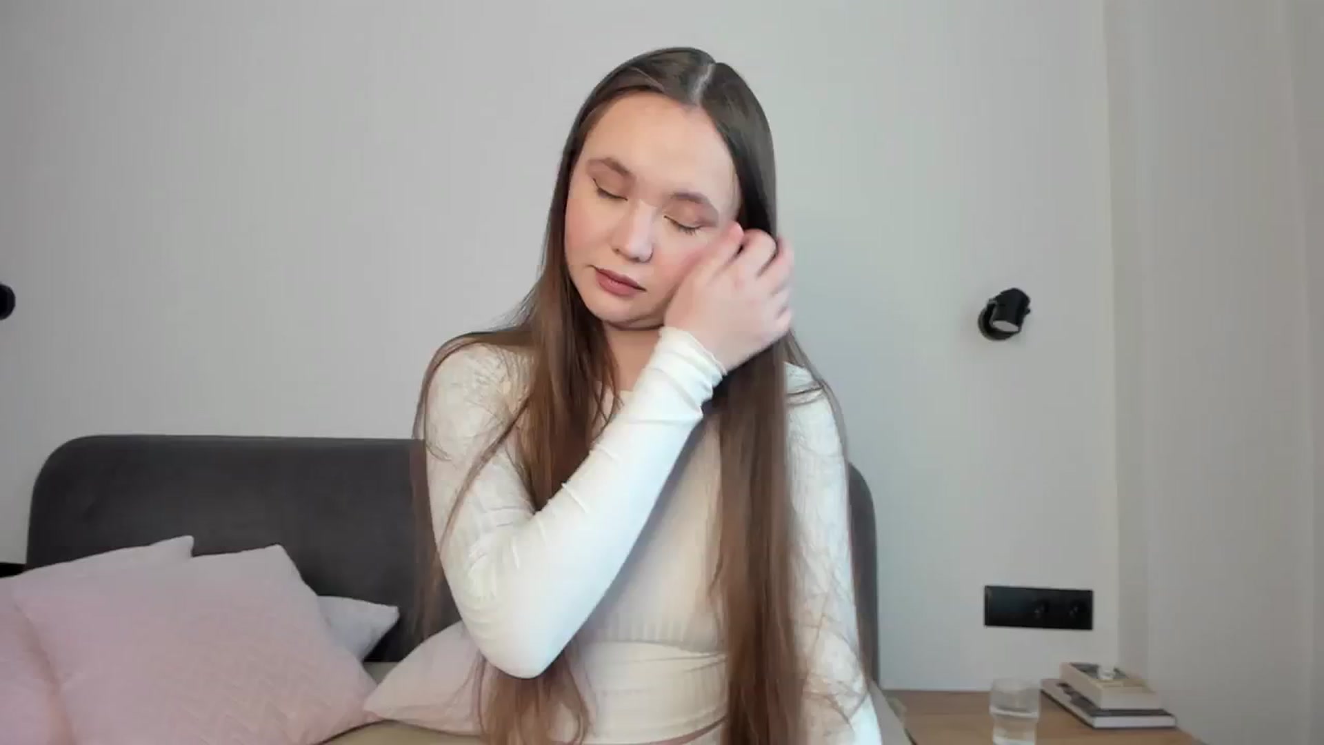 Gallery image thumbnail from SofiaShy's myfreecams stream on, 03/10/2024, 11:39 image 1 of 20