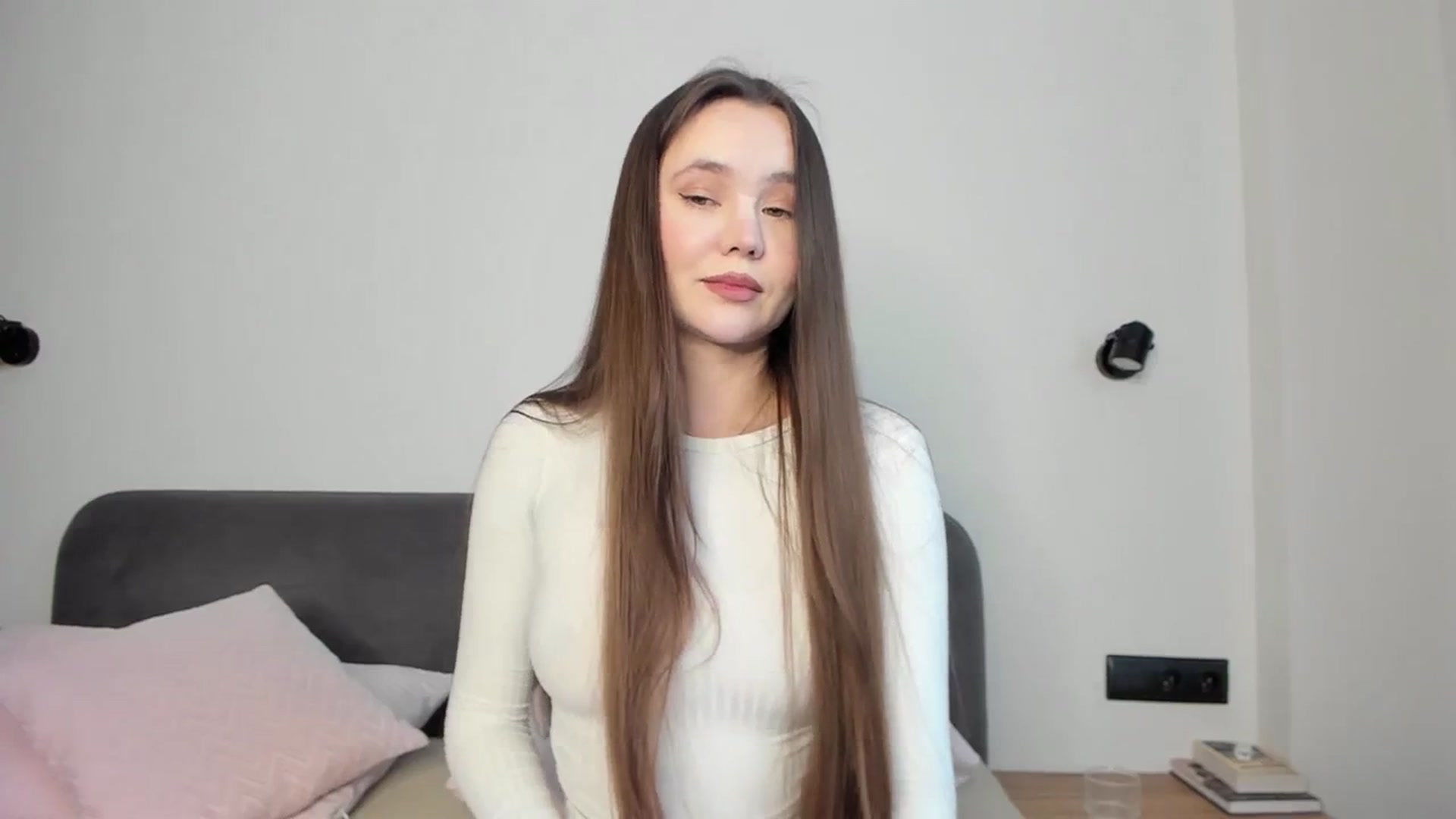 Gallery image thumbnail from SofiaShy's myfreecams stream on, 03/10/2024, 13:08 image 12 of 20