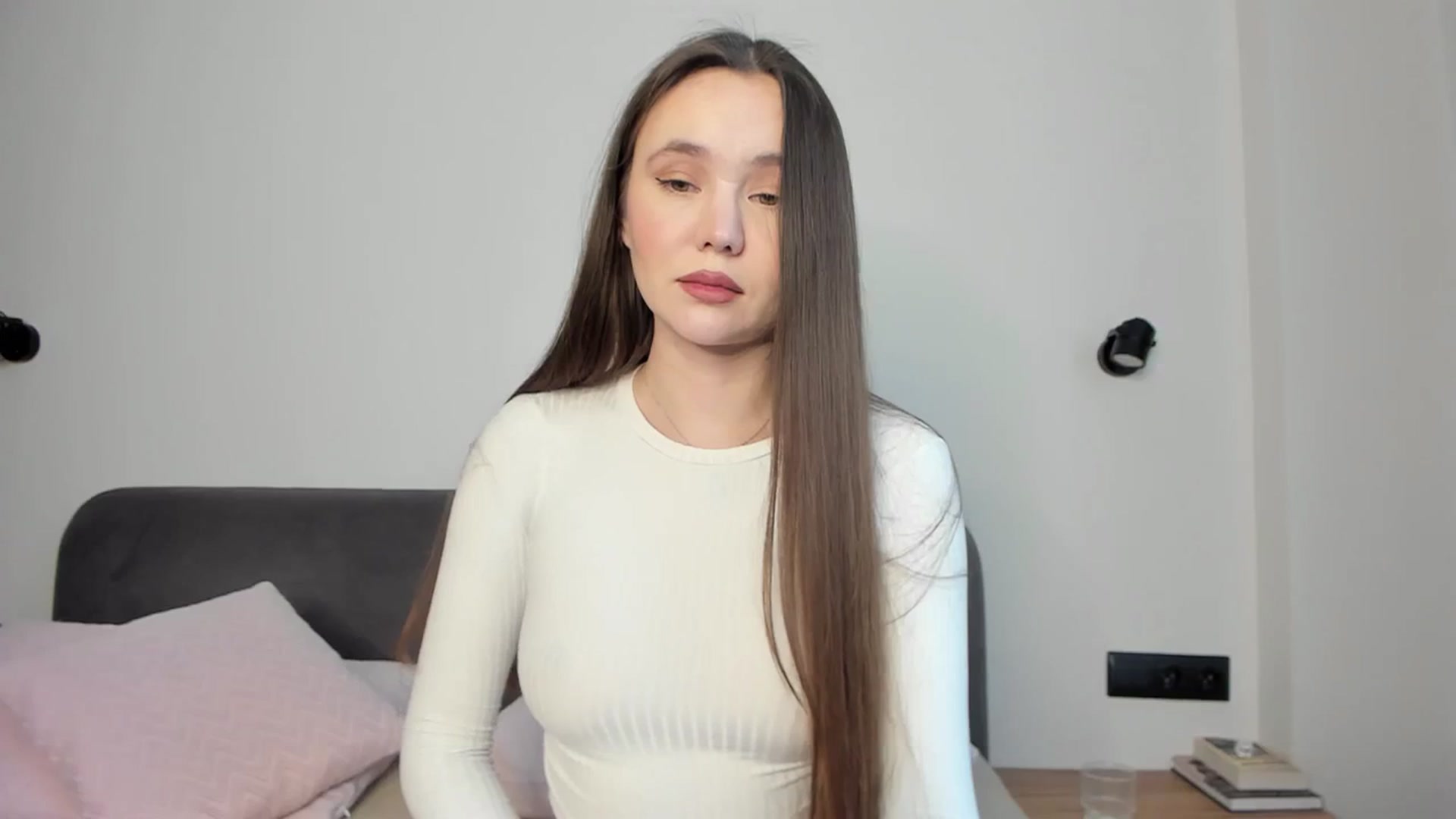 Gallery image thumbnail from SofiaShy's myfreecams stream on, 03/10/2024, 13:08 image 8 of 20