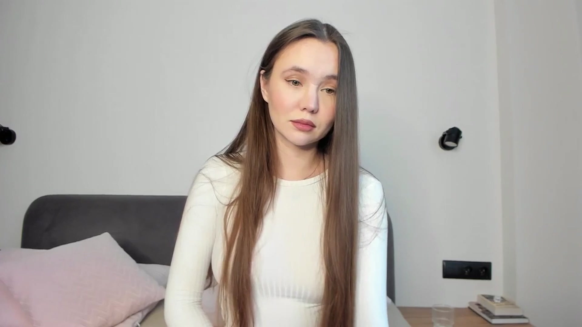 Gallery image thumbnail from SofiaShy's myfreecams stream on, 03/10/2024, 13:08 image 7 of 20