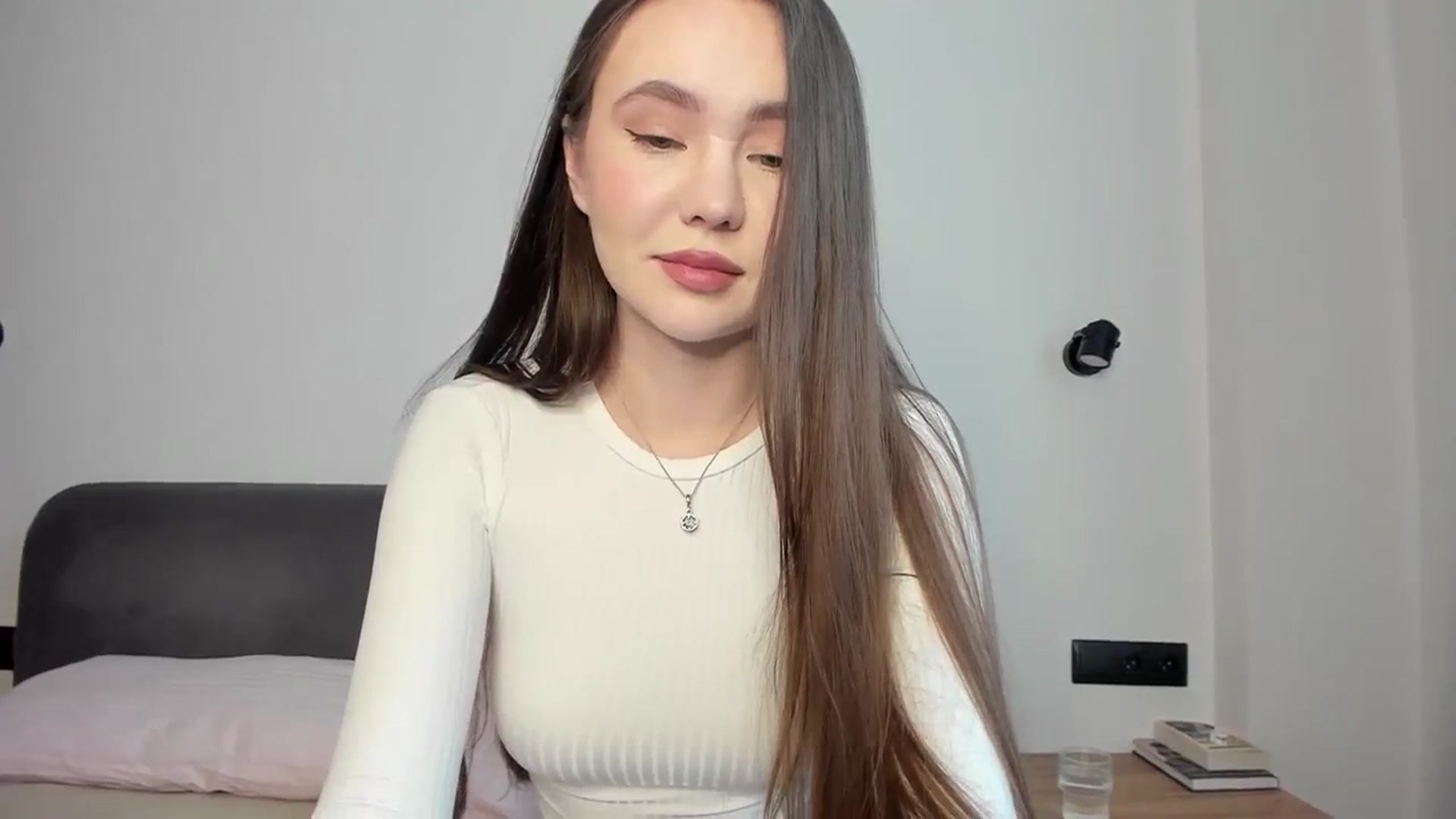 Gallery image thumbnail from SofiaShy's myfreecams stream on, 03/30/2024, 12:51 image 4 of 20