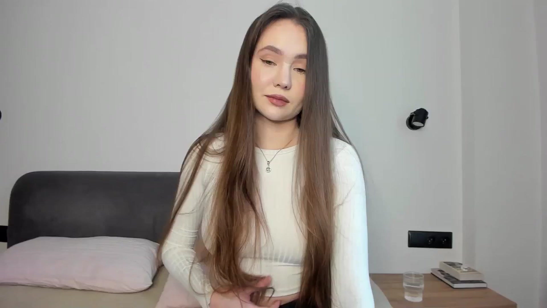 Gallery image thumbnail from SofiaShy's myfreecams stream on, 03/30/2024, 13:32 image 7 of 20