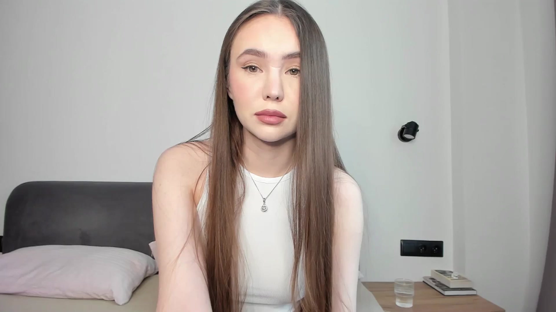 Gallery image thumbnail from SofiaShy's myfreecams stream on, 03/31/2024, 12:44 image 14 of 20