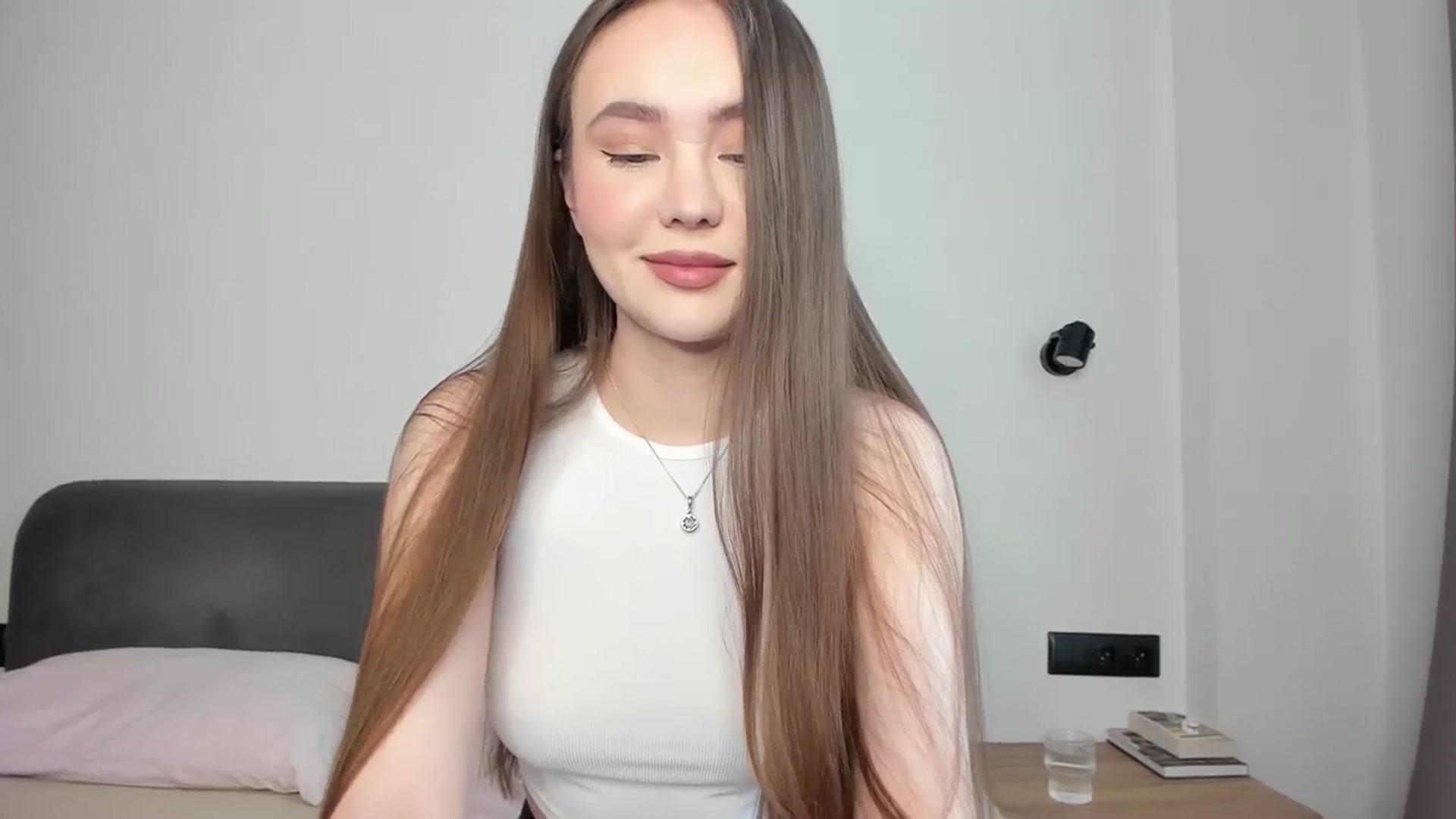 Gallery image thumbnail from SofiaShy's myfreecams stream on, 03/31/2024, 12:44 image 2 of 20