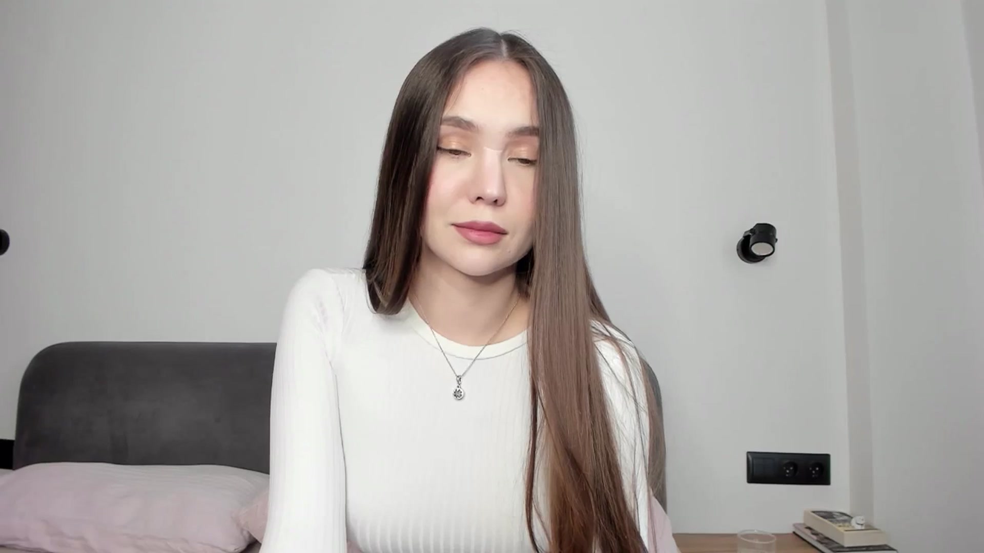 Gallery image thumbnail from SofiaShy's myfreecams stream on, 04/29/2024, 14:06 image 9 of 20