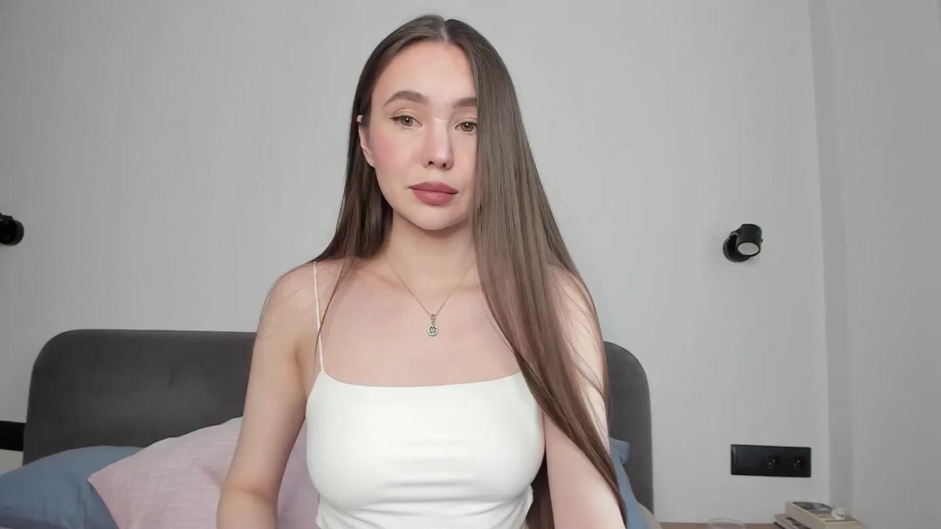 Gallery image thumbnail from SofiaShy's myfreecams stream on, 05/07/2024, 12:03 image 13 of 20