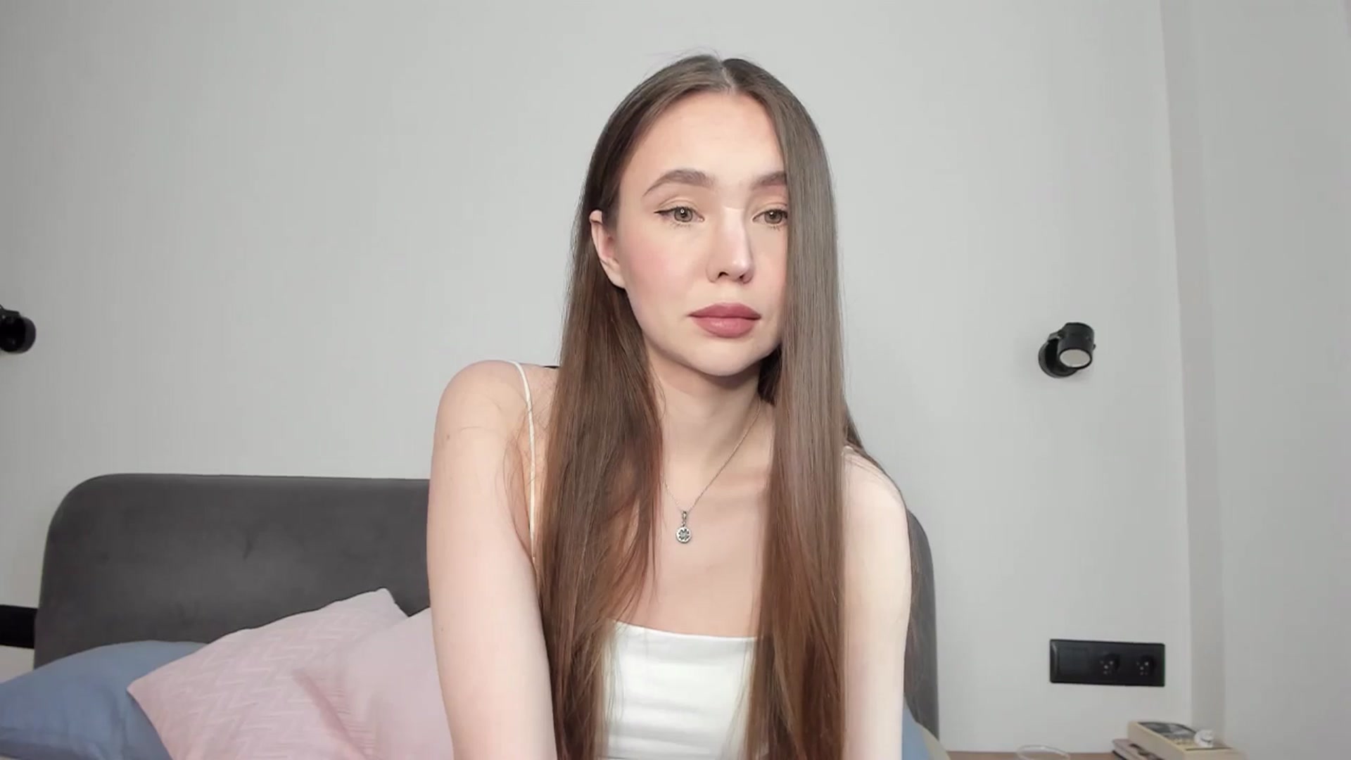 Gallery image thumbnail from SofiaShy's myfreecams stream on, 05/07/2024, 12:03 image 14 of 20