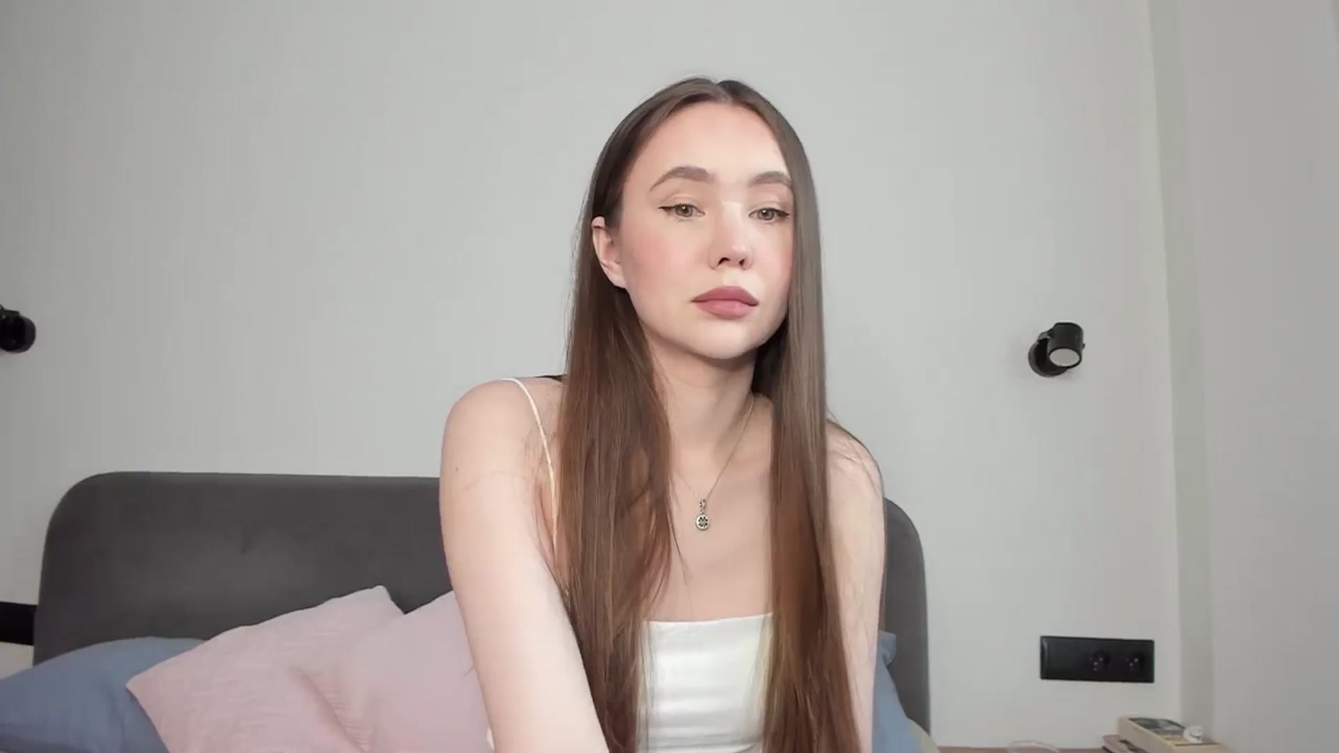 Gallery image thumbnail from SofiaShy's myfreecams stream on, 05/07/2024, 12:03 image 15 of 20