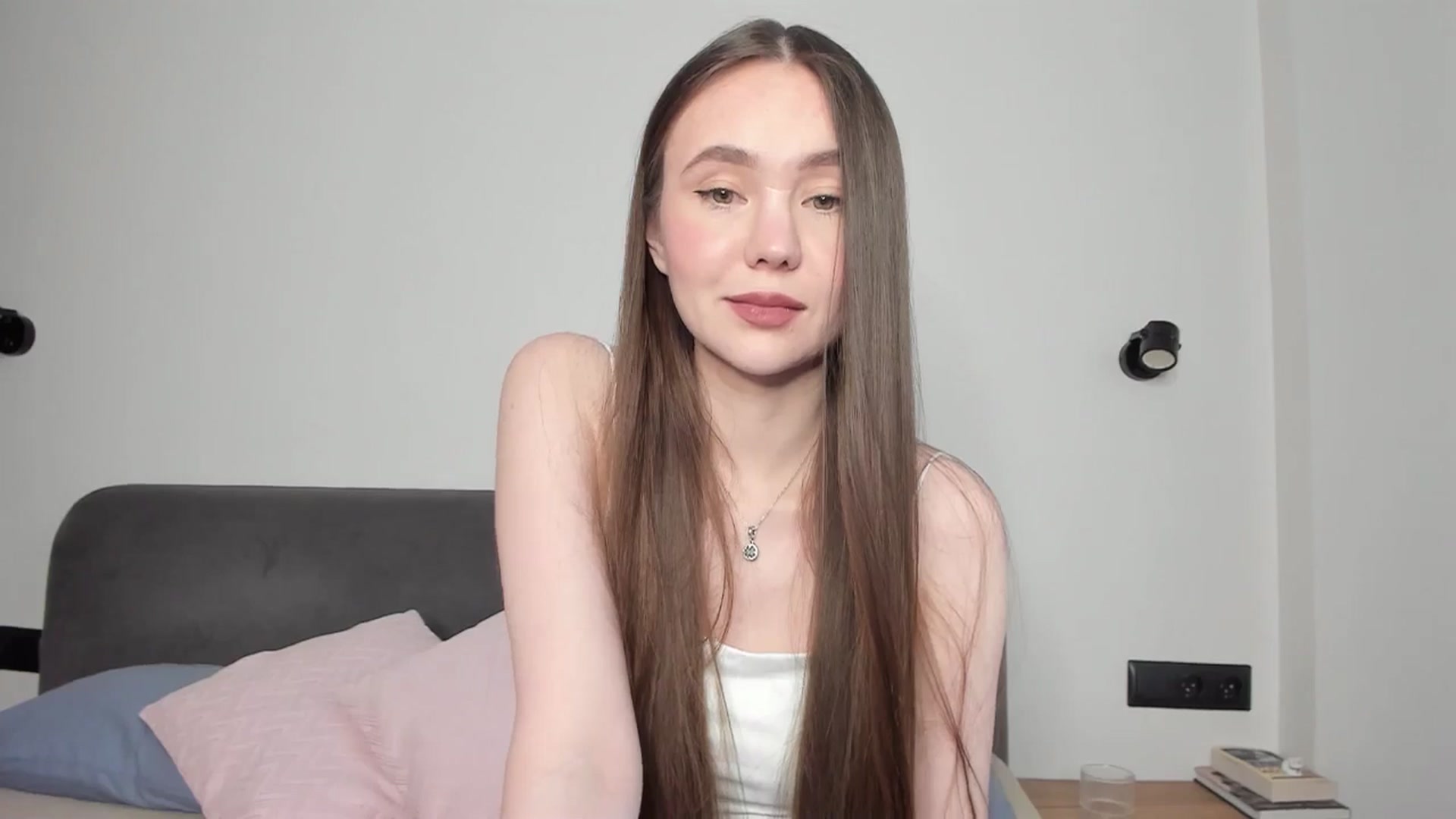 Gallery image thumbnail from SofiaShy's myfreecams stream on, 05/07/2024, 13:30 image 18 of 20