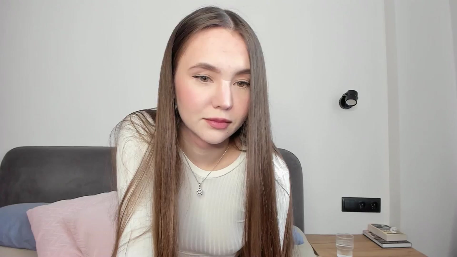 Gallery image thumbnail from SofiaShy's myfreecams stream on, 05/12/2024, 11:55 image 13 of 20