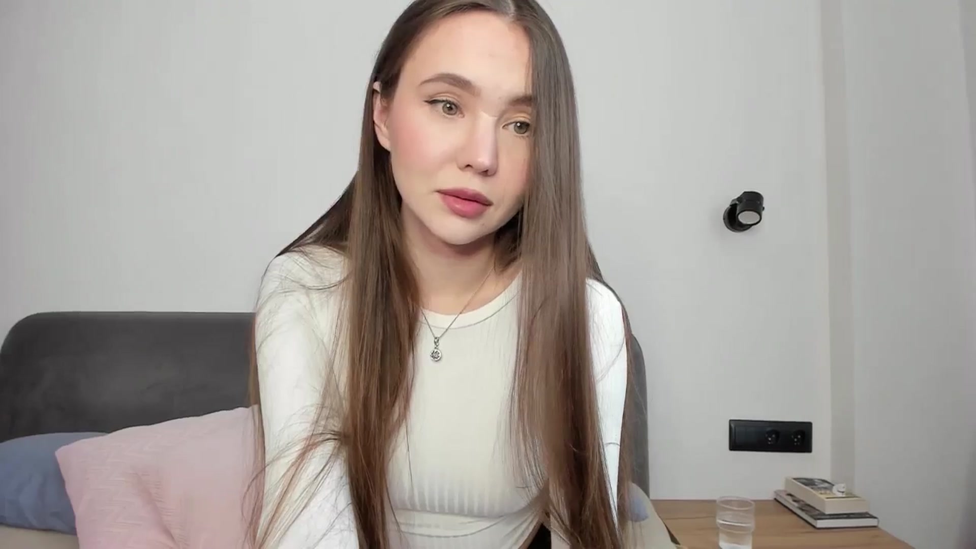 Gallery image thumbnail from SofiaShy's myfreecams stream on, 05/12/2024, 11:55 image 6 of 20