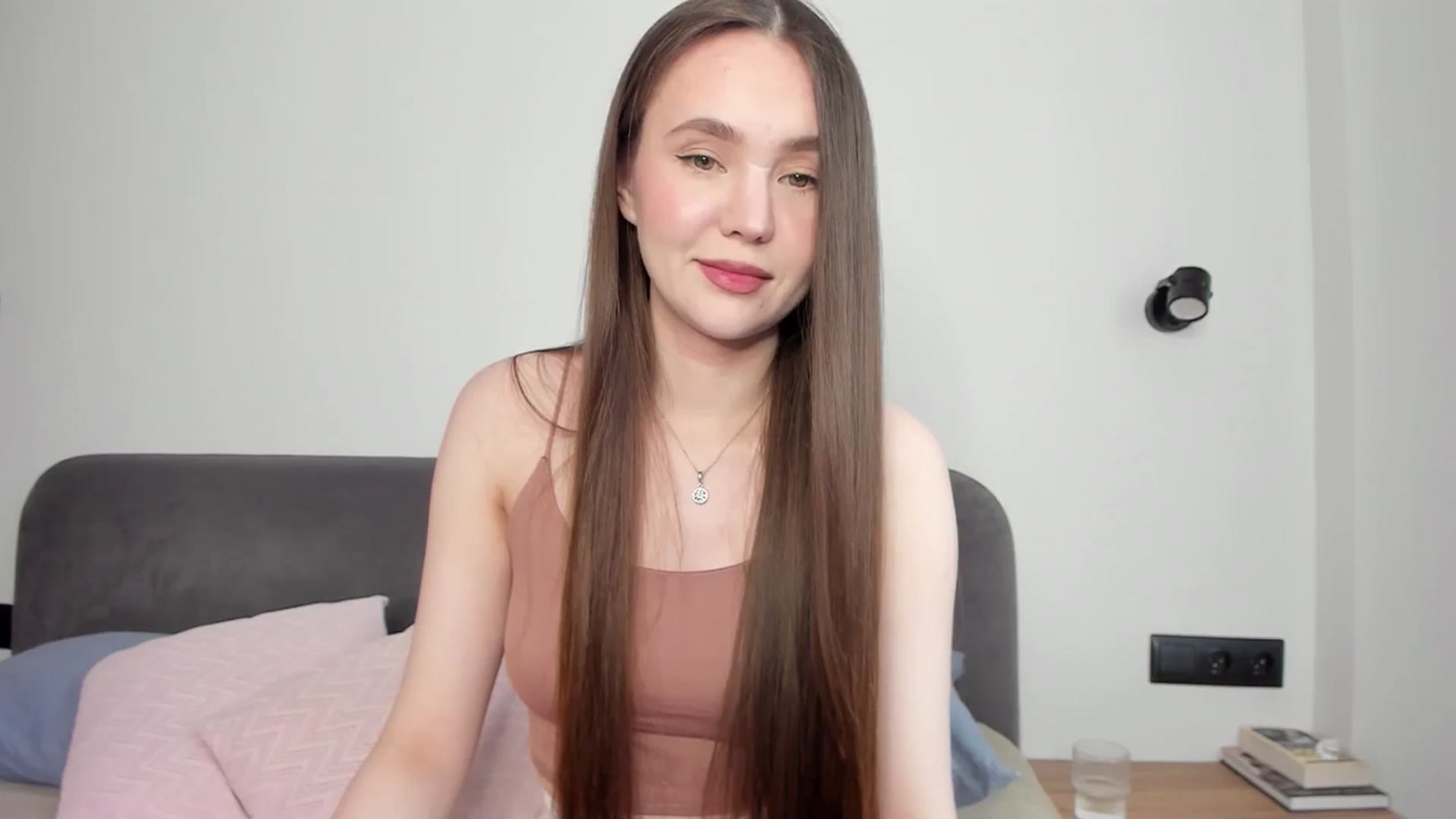 Gallery image thumbnail from SofiaShy's myfreecams stream on, 05/13/2024, 12:39 image 15 of 20