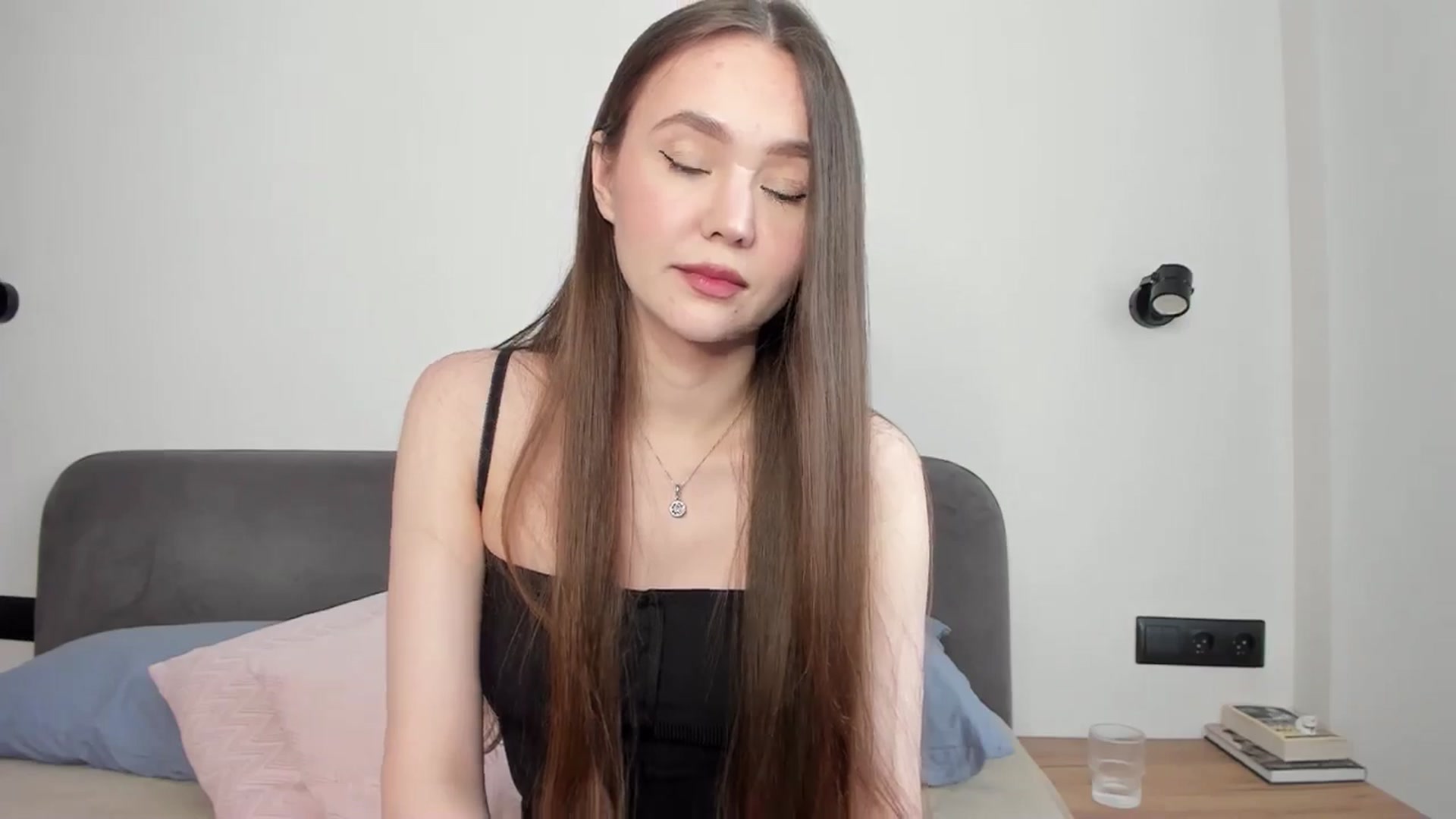 Gallery image thumbnail from SofiaShy's myfreecams stream on, 05/14/2024, 13:11 image 9 of 20