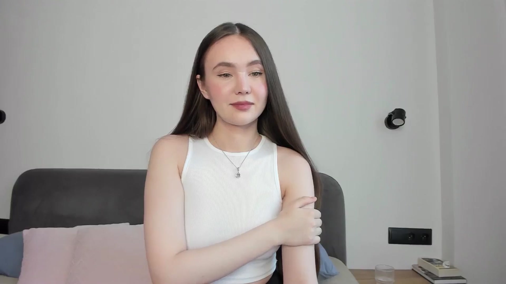 Gallery image thumbnail from SofiaShy's myfreecams stream on, 05/15/2024, 11:30 image 18 of 20
