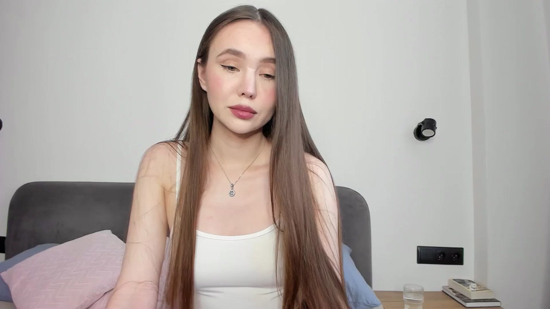 Gallery image thumbnail from SofiaShy's myfreecams stream on, 05/17/2024, 11:45 image 4 of 20