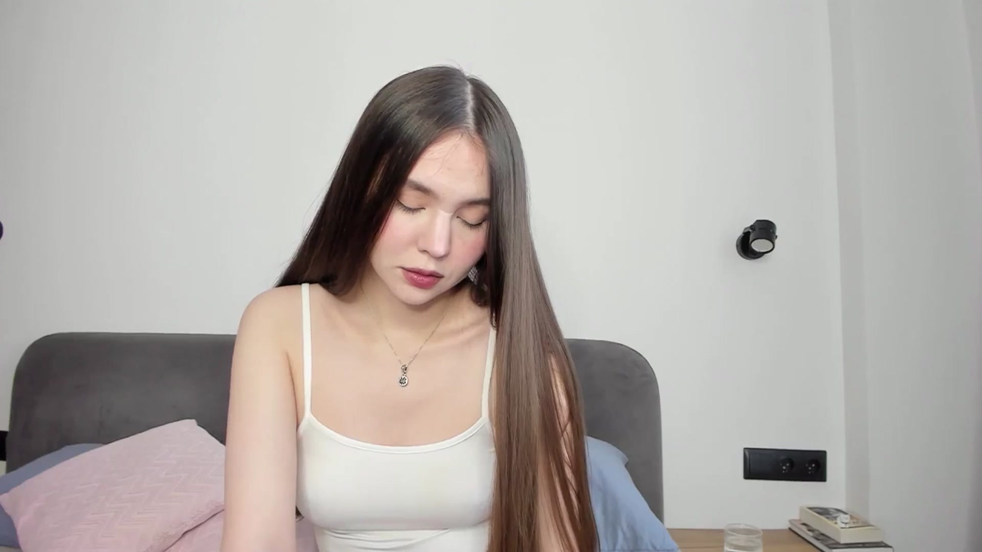 Gallery image thumbnail from SofiaShy's myfreecams stream on, 05/17/2024, 12:12 image 10 of 20