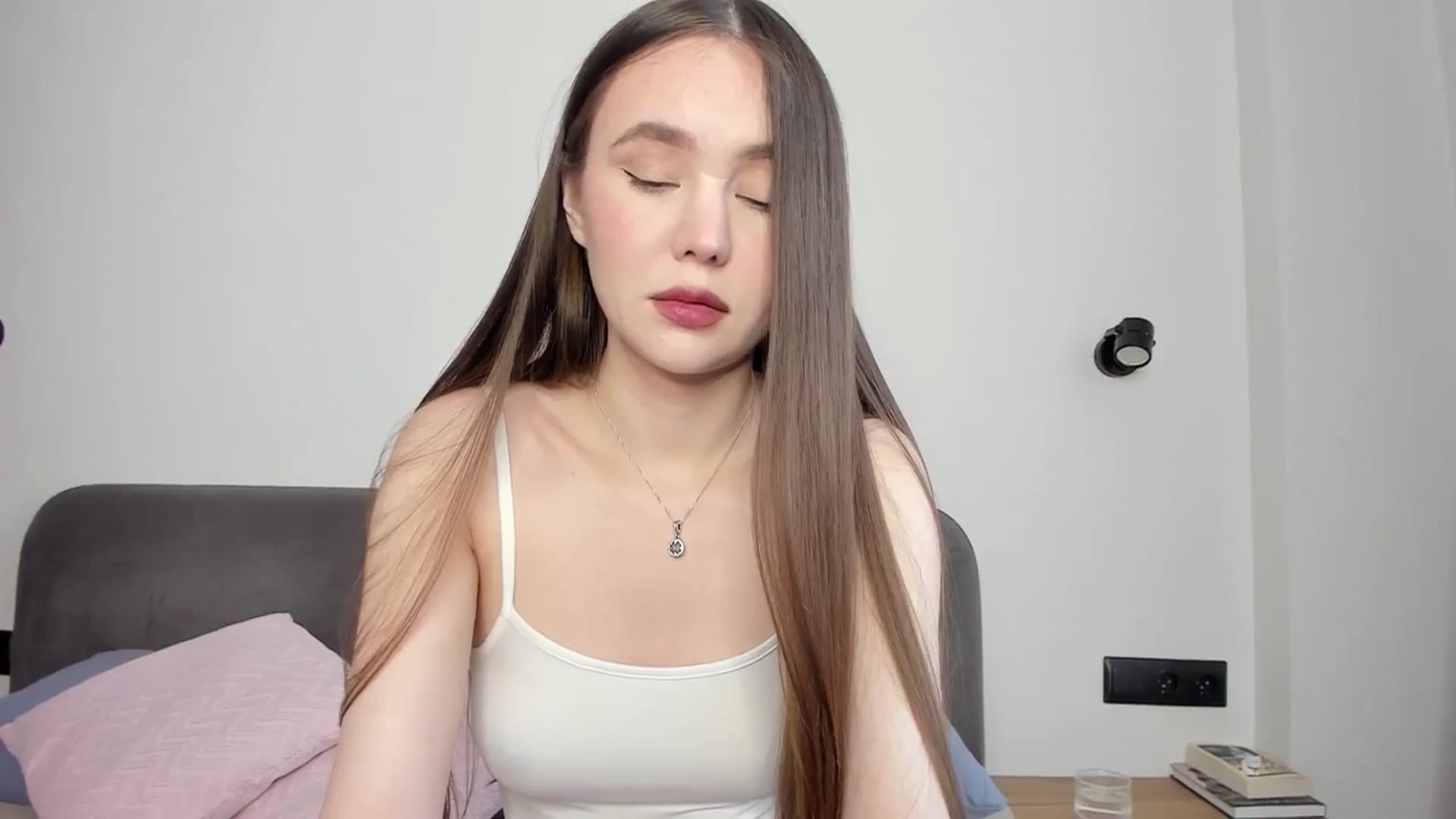 Gallery image thumbnail from SofiaShy's myfreecams stream on, 05/17/2024, 12:12 image 17 of 20