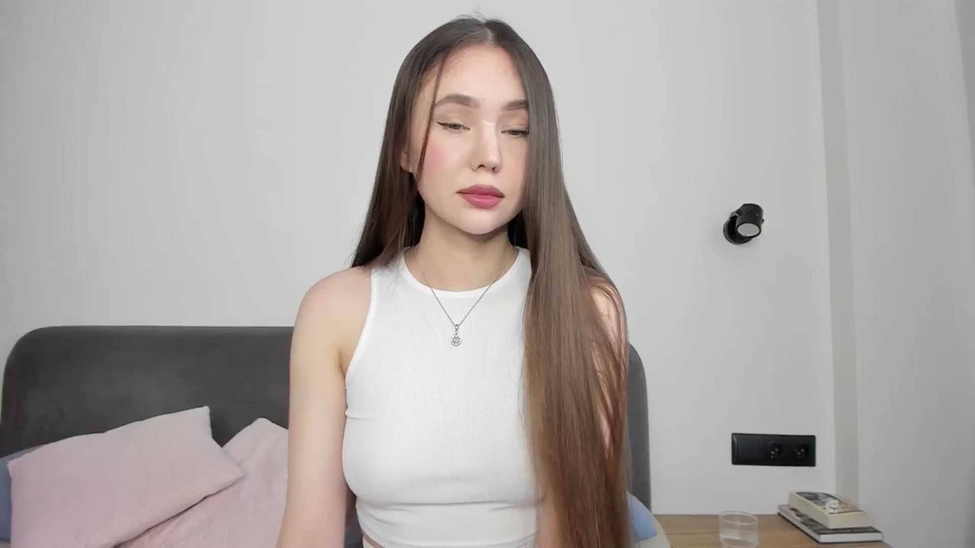 Gallery image thumbnail from SofiaShy's myfreecams stream on, 05/18/2024, 12:00 image 6 of 20