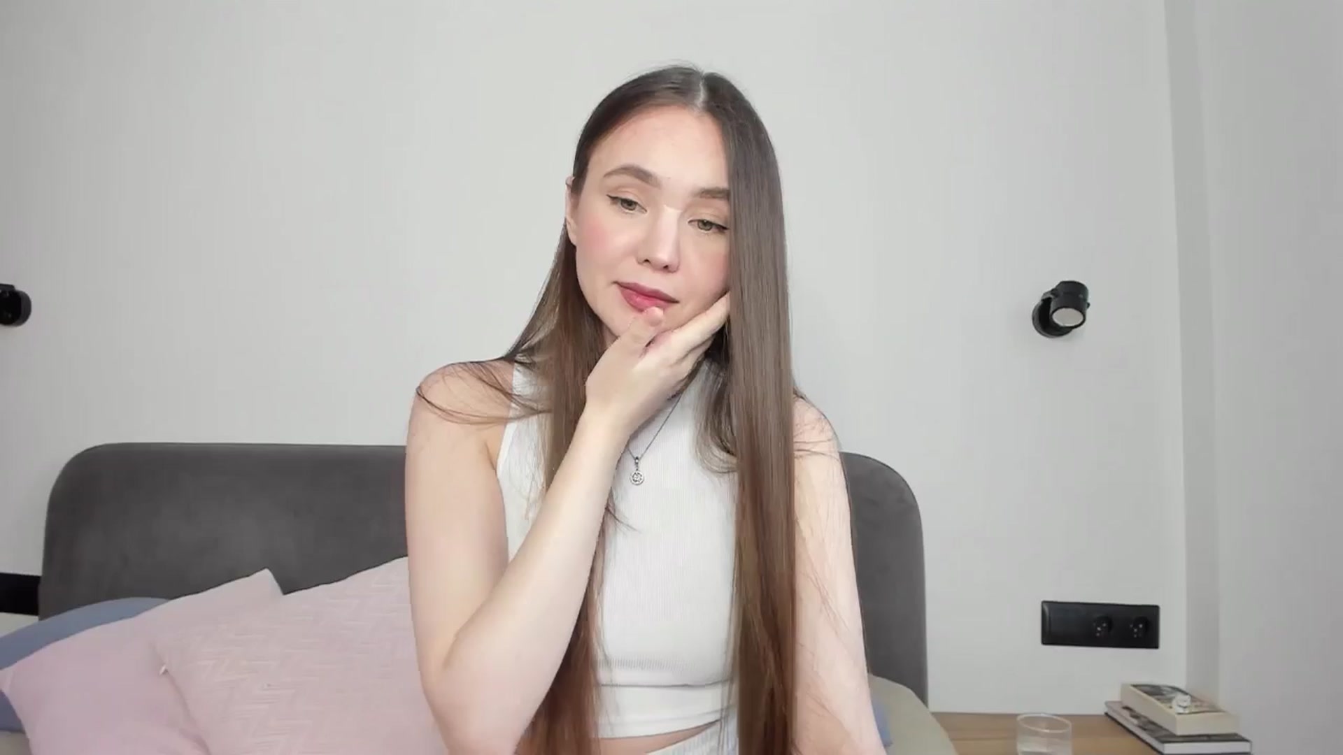 Gallery image thumbnail from SofiaShy's myfreecams stream on, 05/18/2024, 13:11 image 10 of 20