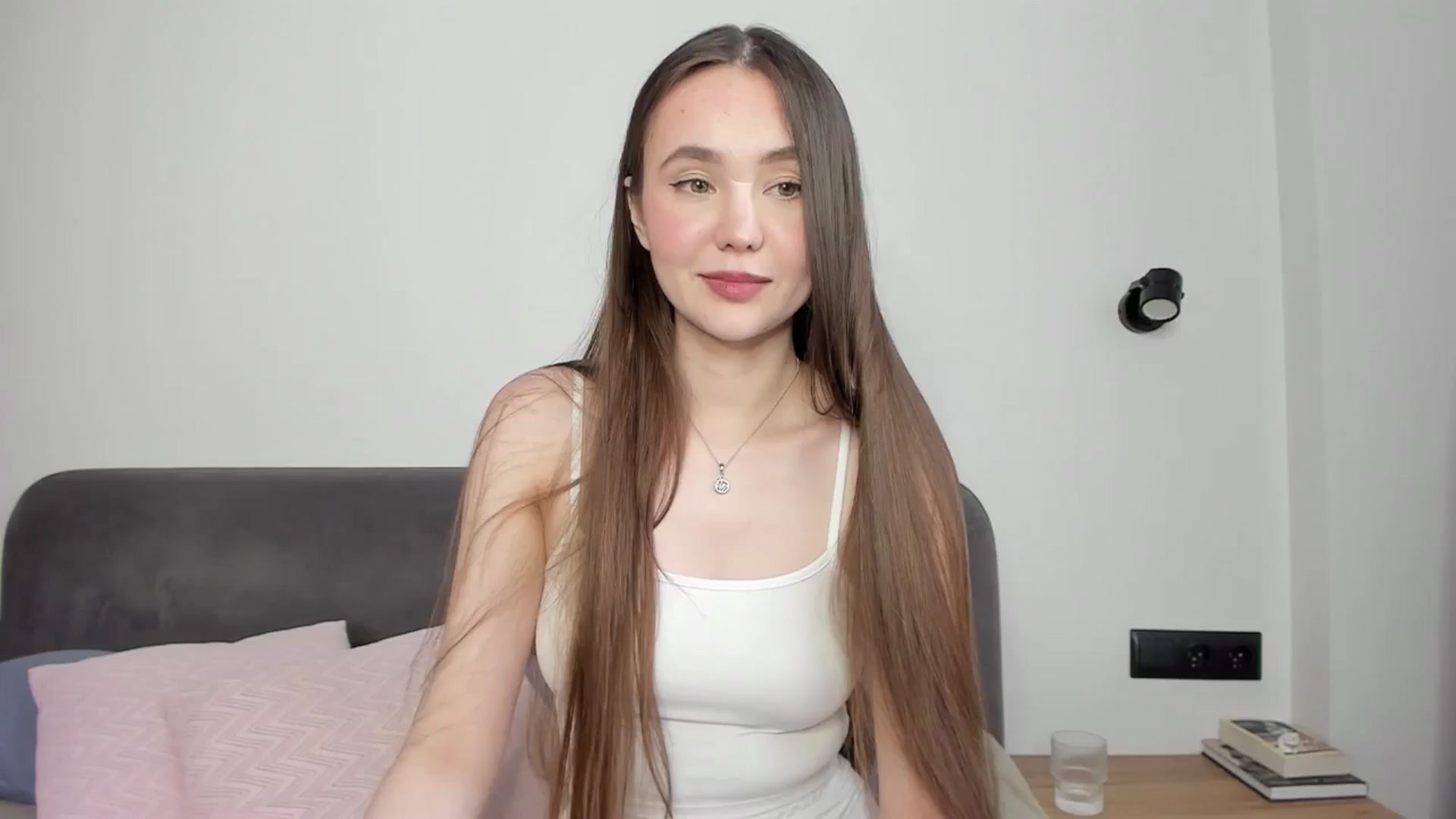 Gallery image thumbnail from SofiaShy's myfreecams stream on, 05/19/2024, 14:05 image 13 of 20