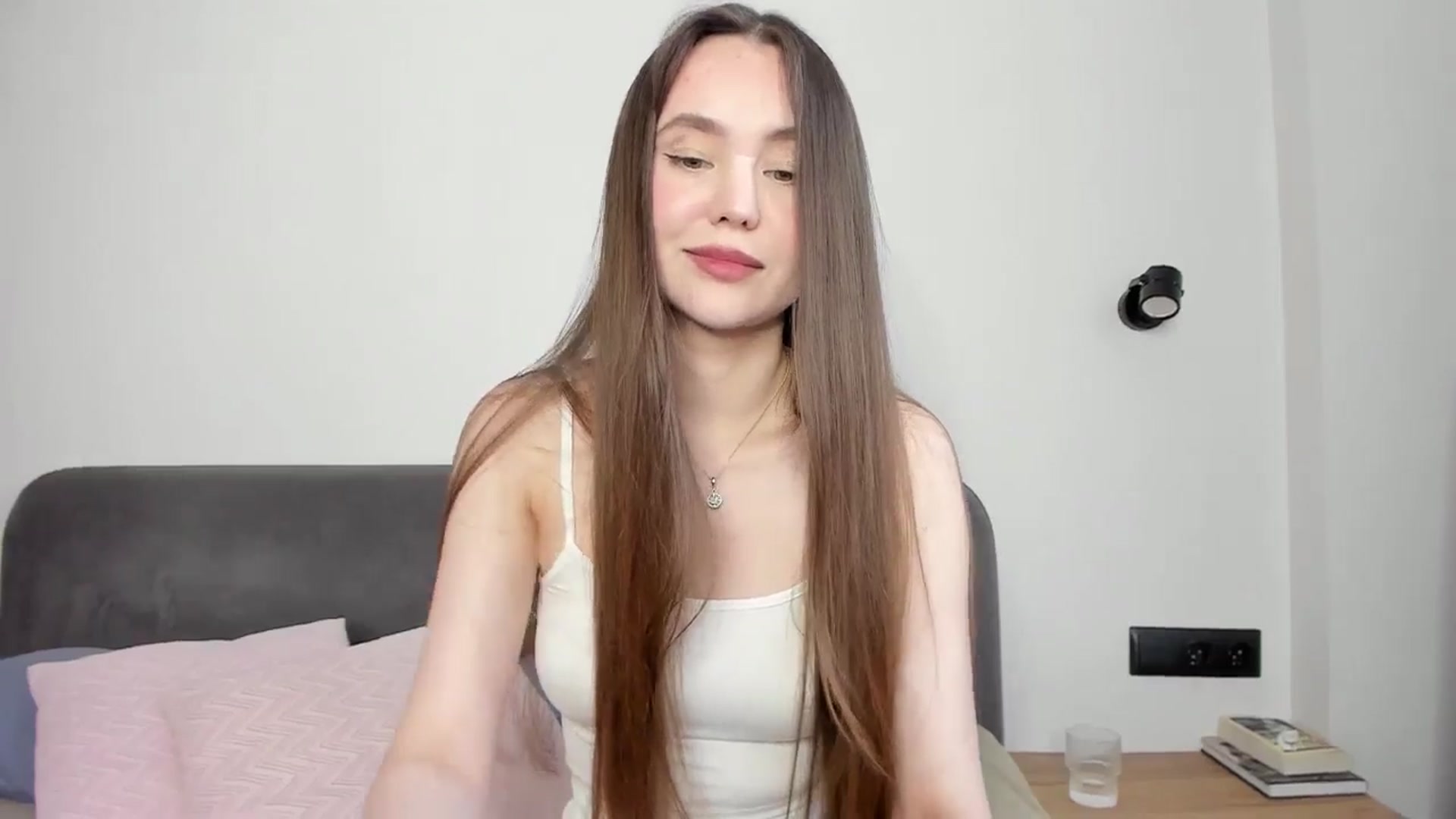 Gallery image thumbnail from SofiaShy's myfreecams stream on, 05/19/2024, 14:05 image 6 of 20