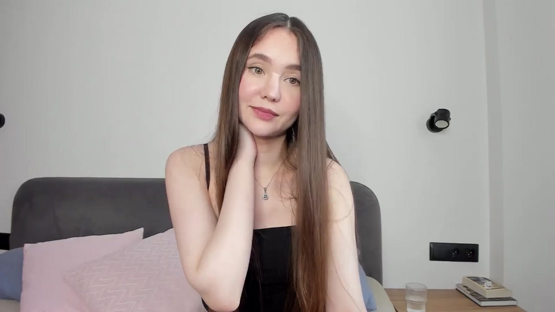 Gallery image thumbnail from SofiaShy's myfreecams stream on, 05/20/2024, 14:18 image 17 of 20