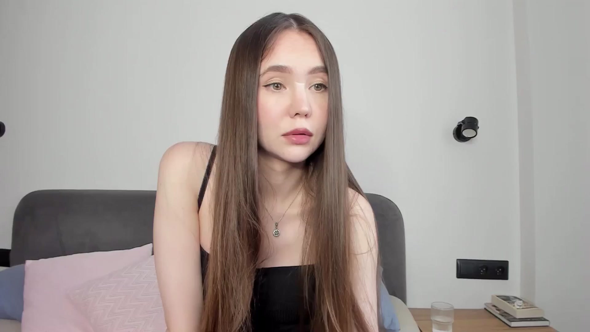 Gallery image thumbnail from SofiaShy's myfreecams stream on, 05/20/2024, 14:18 image 16 of 20