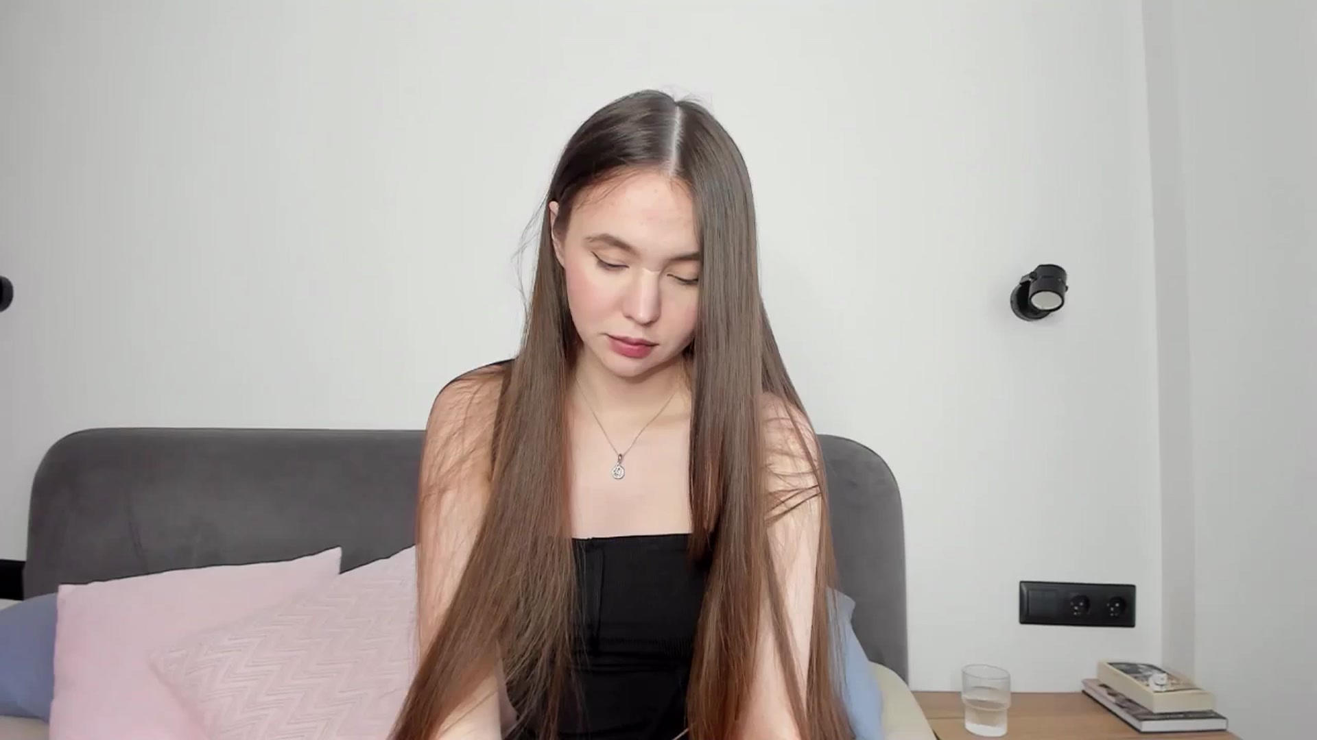 Gallery image thumbnail from SofiaShy's myfreecams stream on, 05/20/2024, 14:18 image 9 of 20