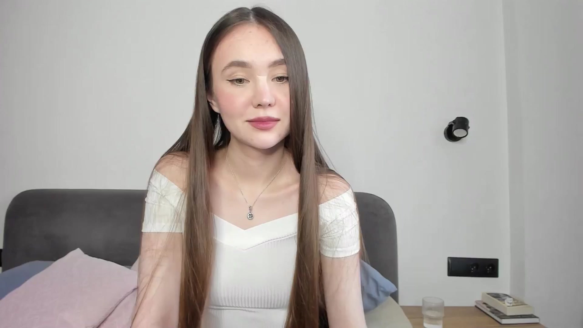 Gallery image thumbnail from SofiaShy's myfreecams stream on, 05/21/2024, 14:33 image 10 of 20