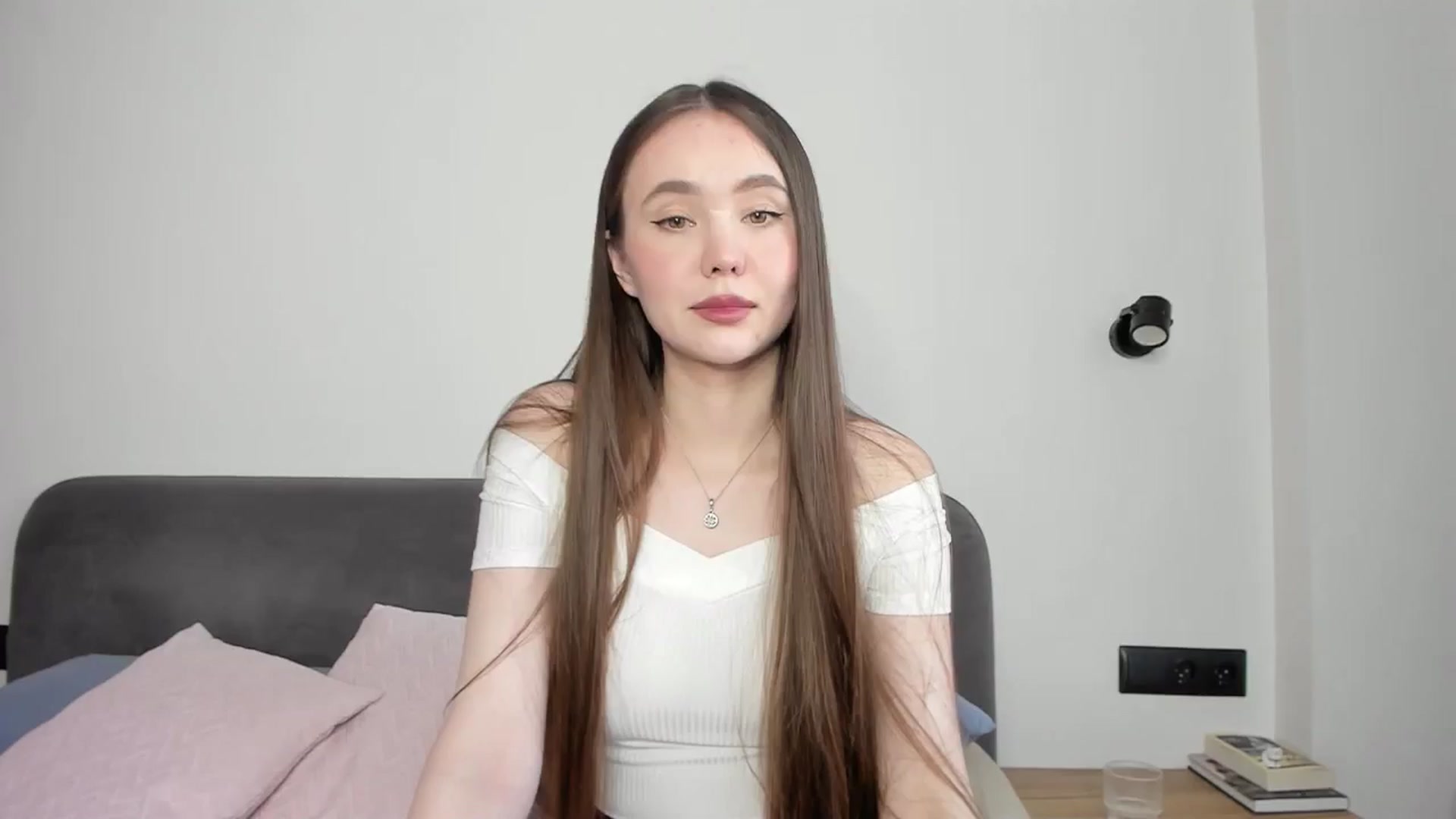 Gallery image thumbnail from SofiaShy's myfreecams stream on, 05/21/2024, 14:33 image 17 of 20