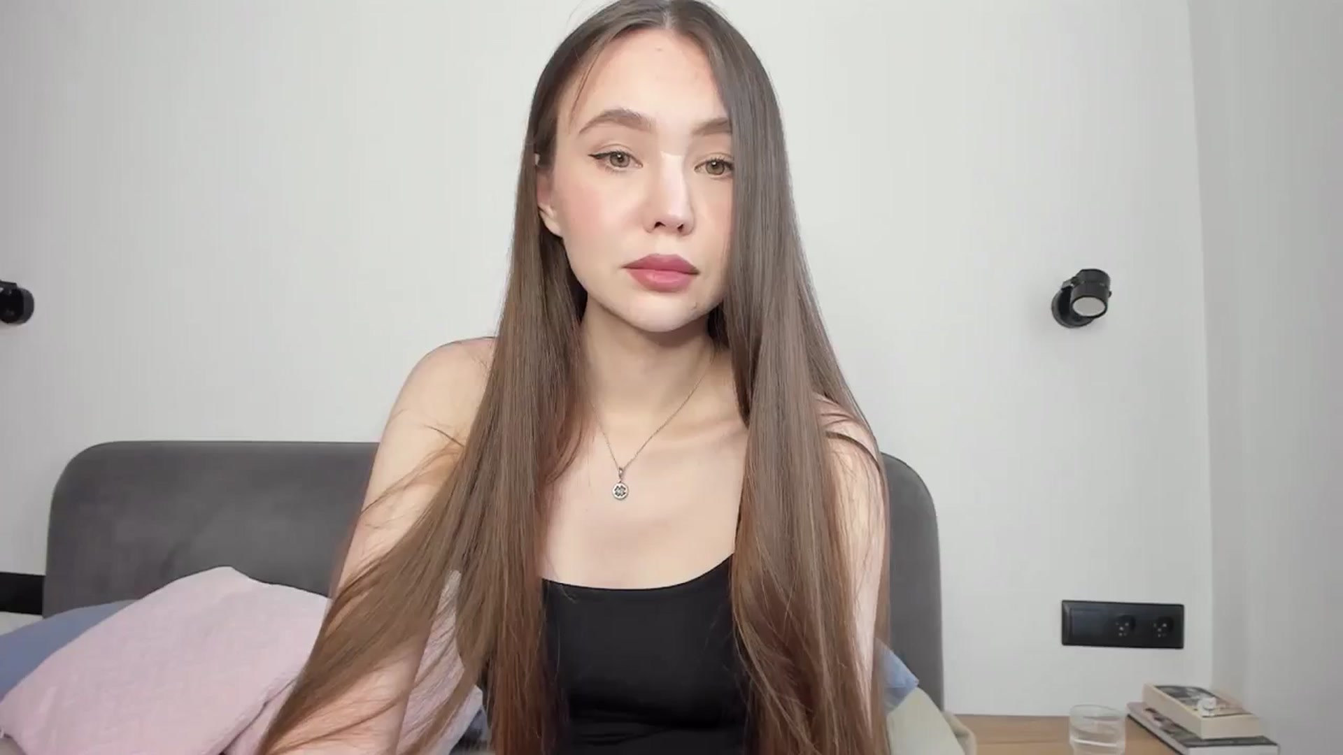 Gallery image thumbnail from SofiaShy's myfreecams stream on, 05/22/2024, 11:40 image 17 of 20